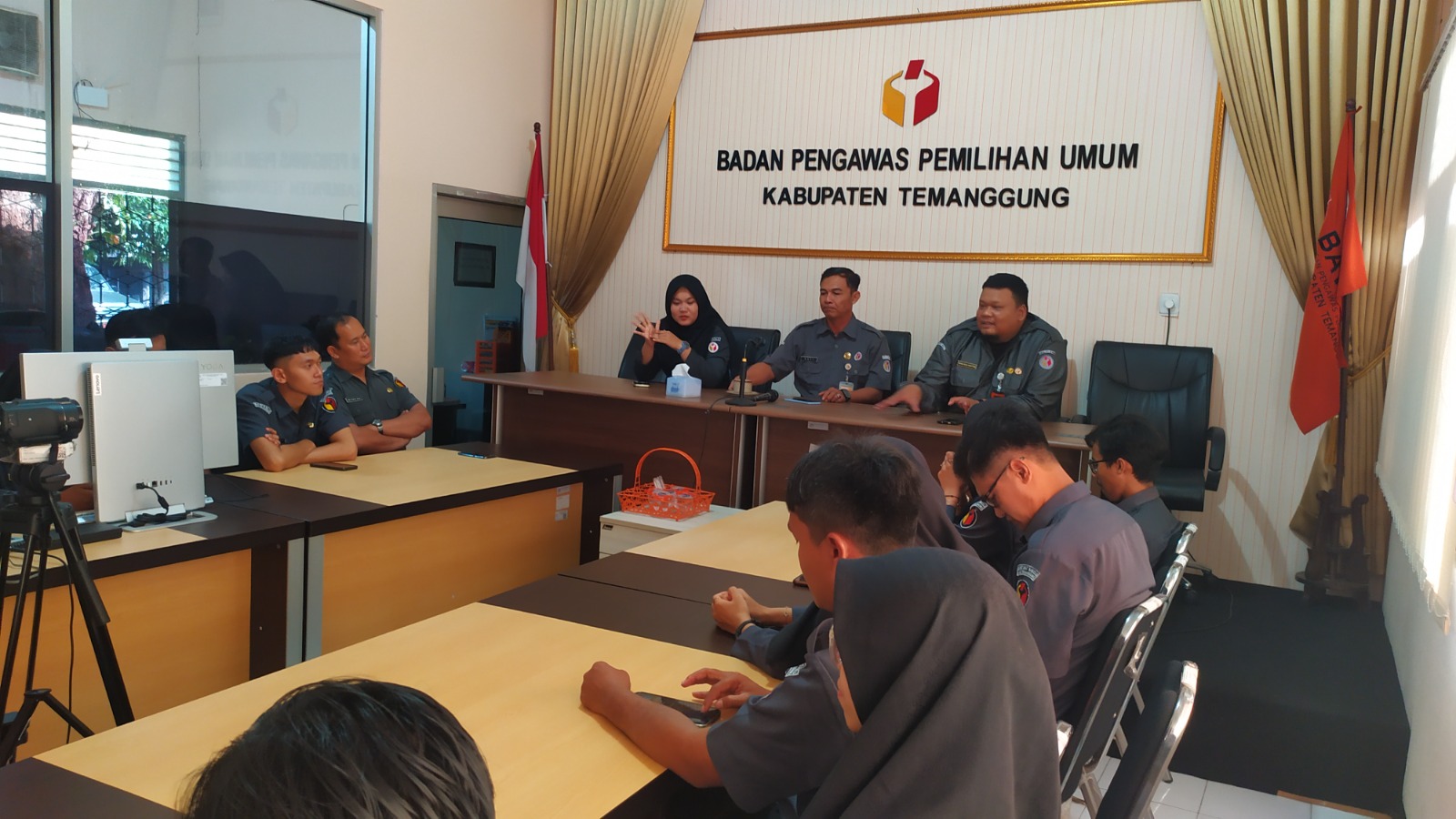 Rapat Kesekretariatan 