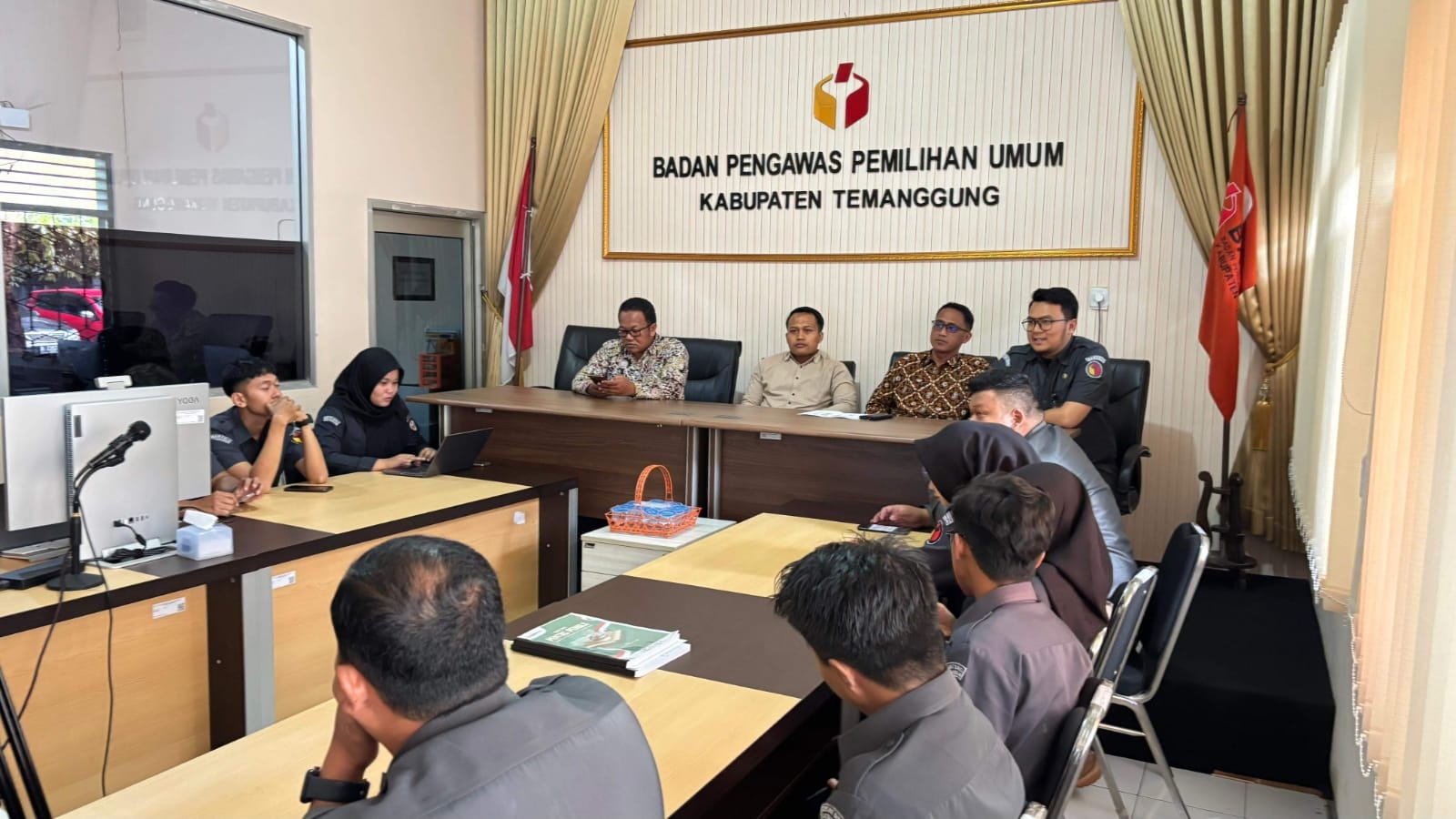 Rapat Evaluasi