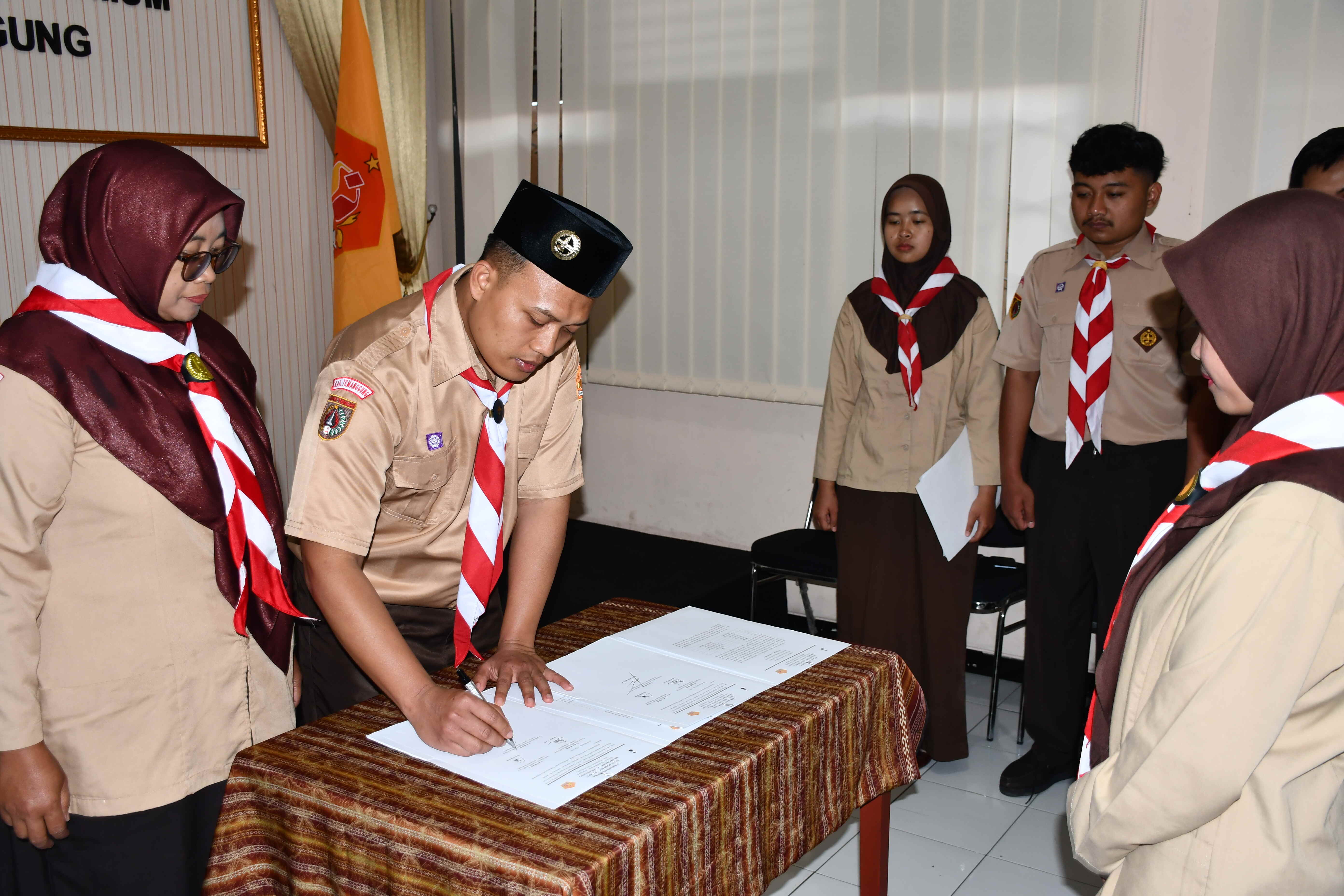 Pelantikan Dewan Saka