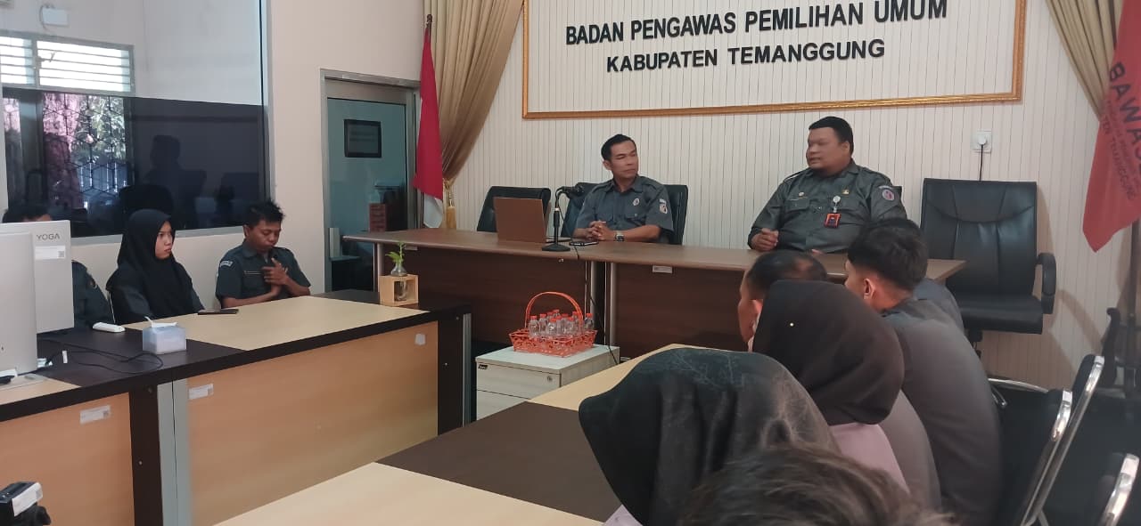 Rapat Internal