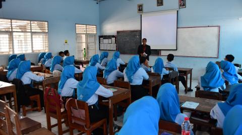 Bawaslu Mengajar