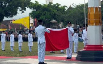 Penurunan Bendera
