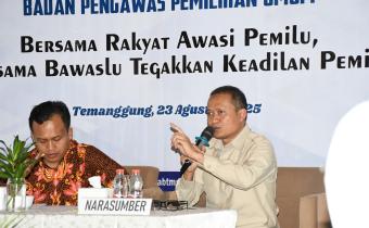 Pak Azis DPR RI