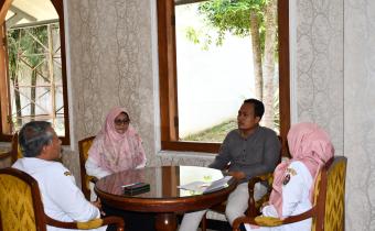 Pak Ketua dan Pak Agung