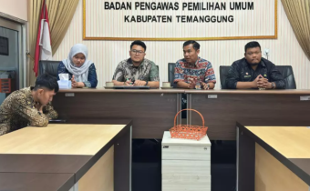 Rapat Internal Pelayanan